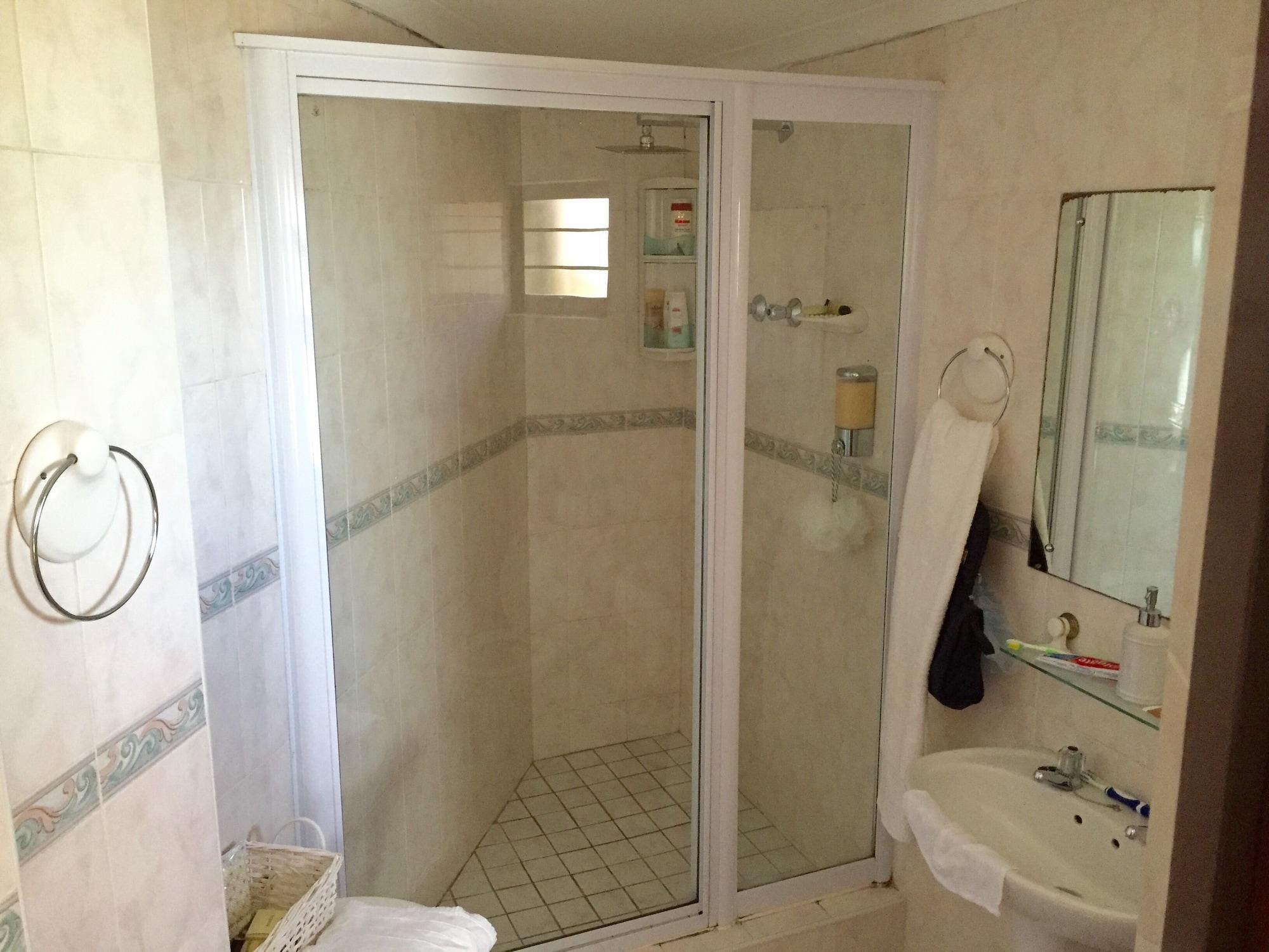 דורבן Kingston Place Guesthouse מראה חיצוני תמונה