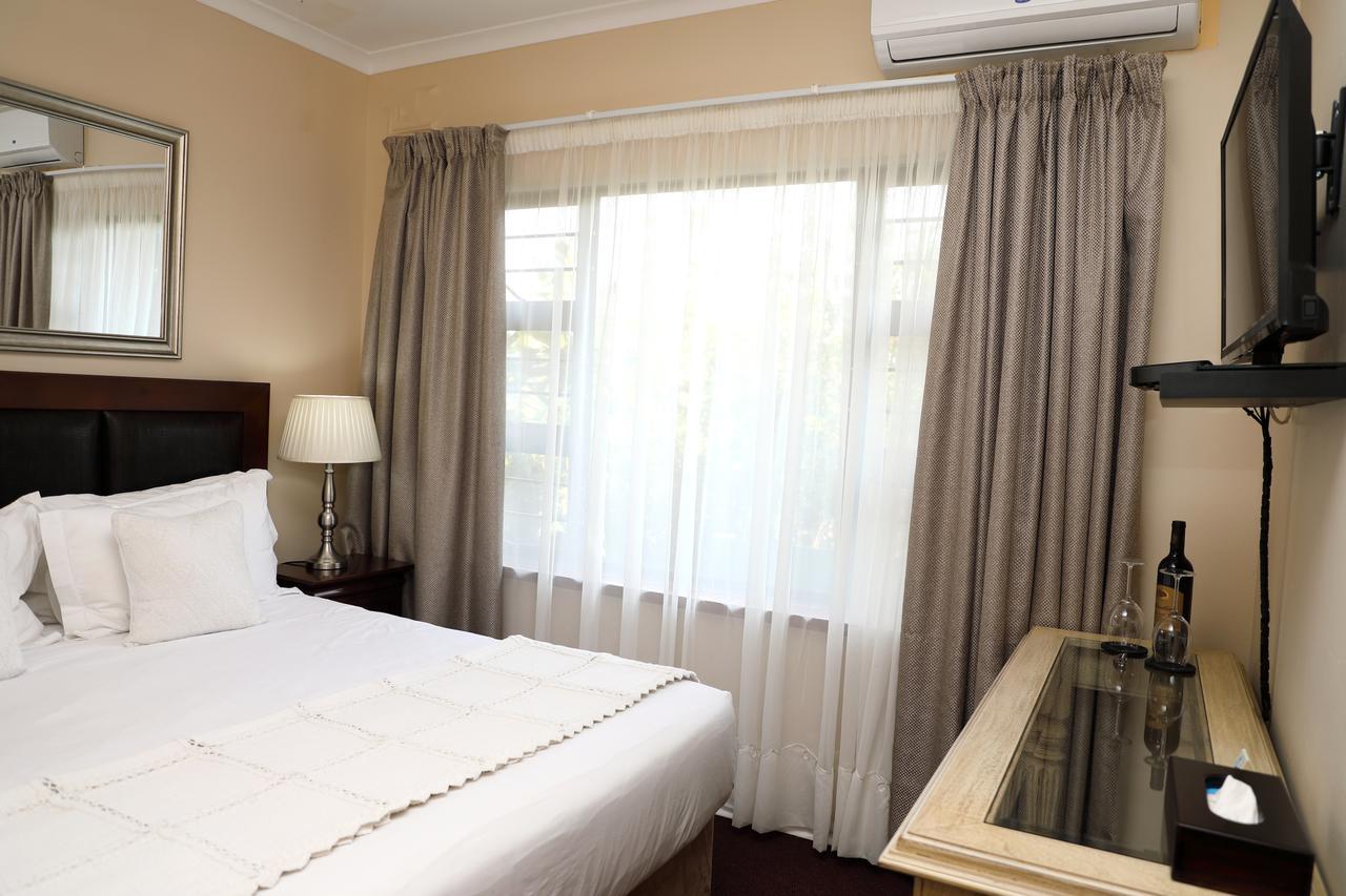 דורבן Kingston Place Guesthouse מראה חיצוני תמונה